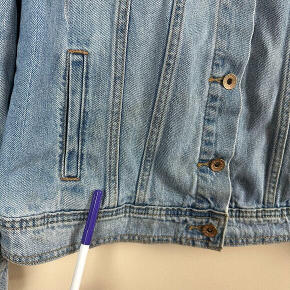 Old Navy Distressed Denim Jacket Womens L Classic Jean Washed Layer Rodeo Boho - Picture 5 of 9